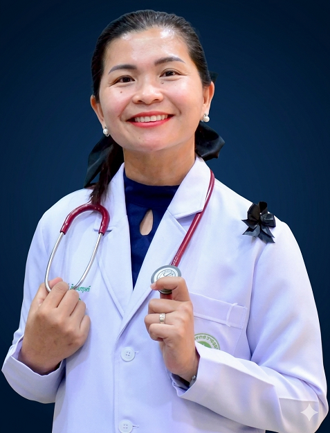 พญ.กัลยารัตน์ อินทบุญศรี ผู้อำนวยการโรงพยาบาลหนองวัวซอ