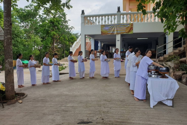 โครงการปฏิบัติธรรมร่วมใจเฉลิมพระเกียรติ รุ่น 1 