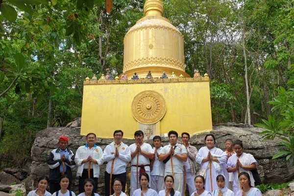 โครงการปฏิบัติธรรมร่วมใจเฉลิมพระเกียรติ รุ่น 1 