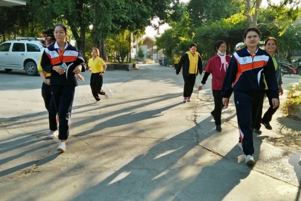 กิจกรรมวิ่งทดสอบสมรรถภาพ 2.4 km โรงพยาบาลหนองวซอ