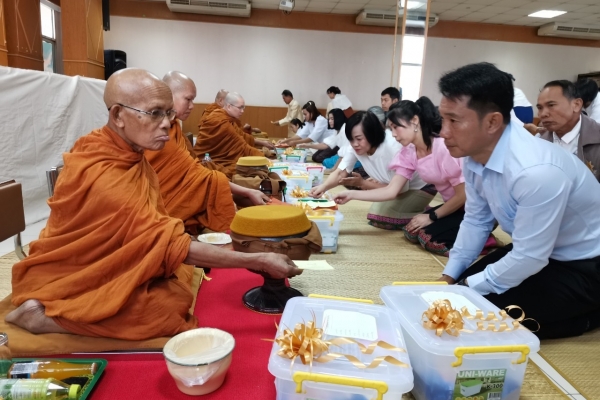 ทำบุญปีใหม่โรงพยาบาลหนองวัวซอ 2563