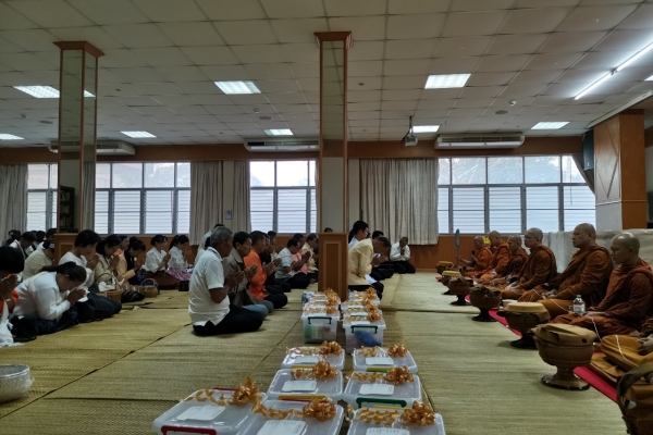 ทำบุญปีใหม่โรงพยาบาลหนองวัวซอ 2563